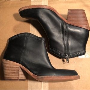 Madewell black booties